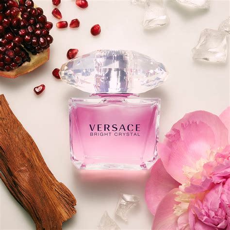 fragancia crystal versace|Versace Crystal perfume model.